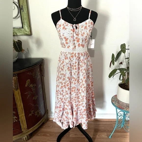 Japna Floral & Maxi Slight High/Low Size S​​​​​​​​​​​​​​​​​ - Picture 13 of 13